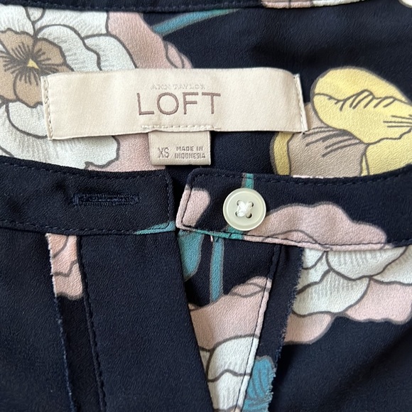 LOFT top - Picture 4 of 5